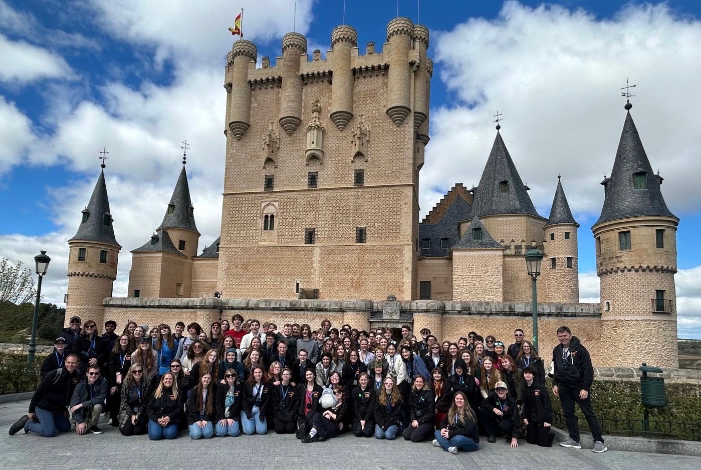 {description:attr_safe:trim}