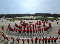 {description:attr_safe:trim}